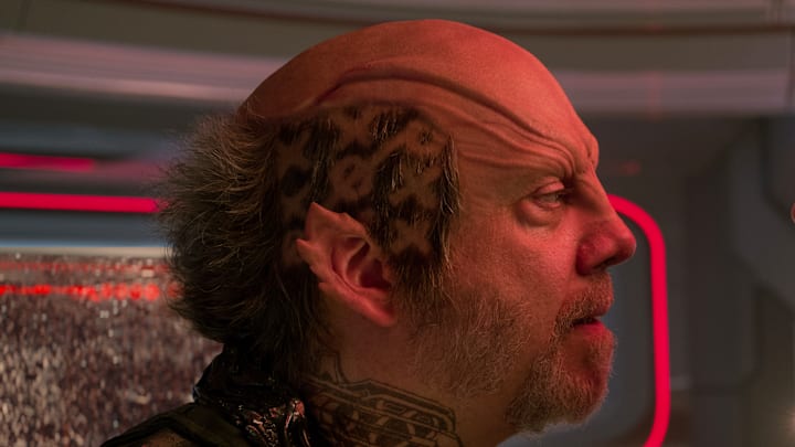L-R: Paul Giamatti as Nus Braka and Holly Hunter as Chancellor Nahla Ake in season 1 , episode 1 of Star Trek: Starfleet Academy streaming on Paramount+. Photo Credit: Brooke Palmer/Paramount+