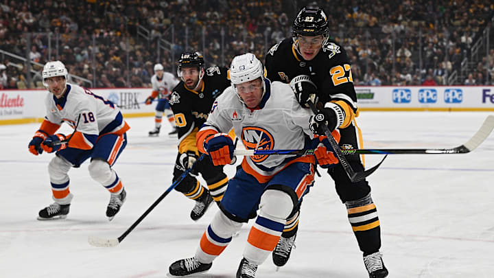 New York Islanders v Pittsburgh Penguins