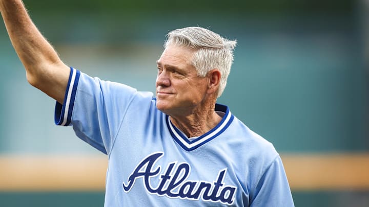 Mar 27, 2026; Atlanta, Georgia, USA; Former Atlanta Braves outfielder Dale Murphy (3) is introduced before a game against the Kansas City Royals on opening day at Truist Park. Mandatory Credit: Brett Davis-Imagn Images
Mar 27, 2026; Atlanta, Georgia, USA; Former Atlanta Braves outfielder Dale Murphy (3) is introduced before a game against the Kansas City Royals on opening day at Truist Park. Mandatory Credit: Brett Davis-Imagn Images
