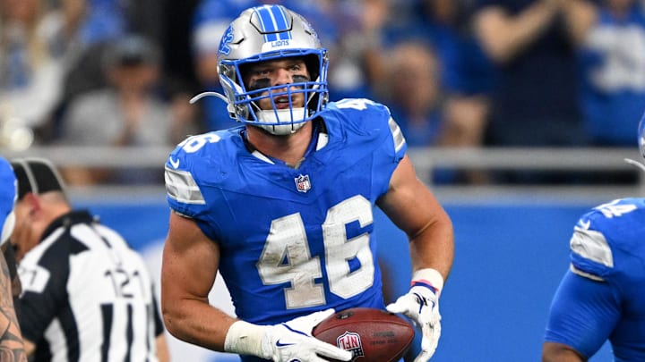 Detroit Lions linebacker Jack Campbell (46) carries the ball after a fumble recover against the Chicago Bears Detroit Lions linebacker Jack Campbell (46) carries the ball after a fumble recover against the Chicago Bears