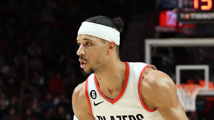 Portland Trail Blazers guard Josh Hart dribbles the ball against the San Antonio Spurs.