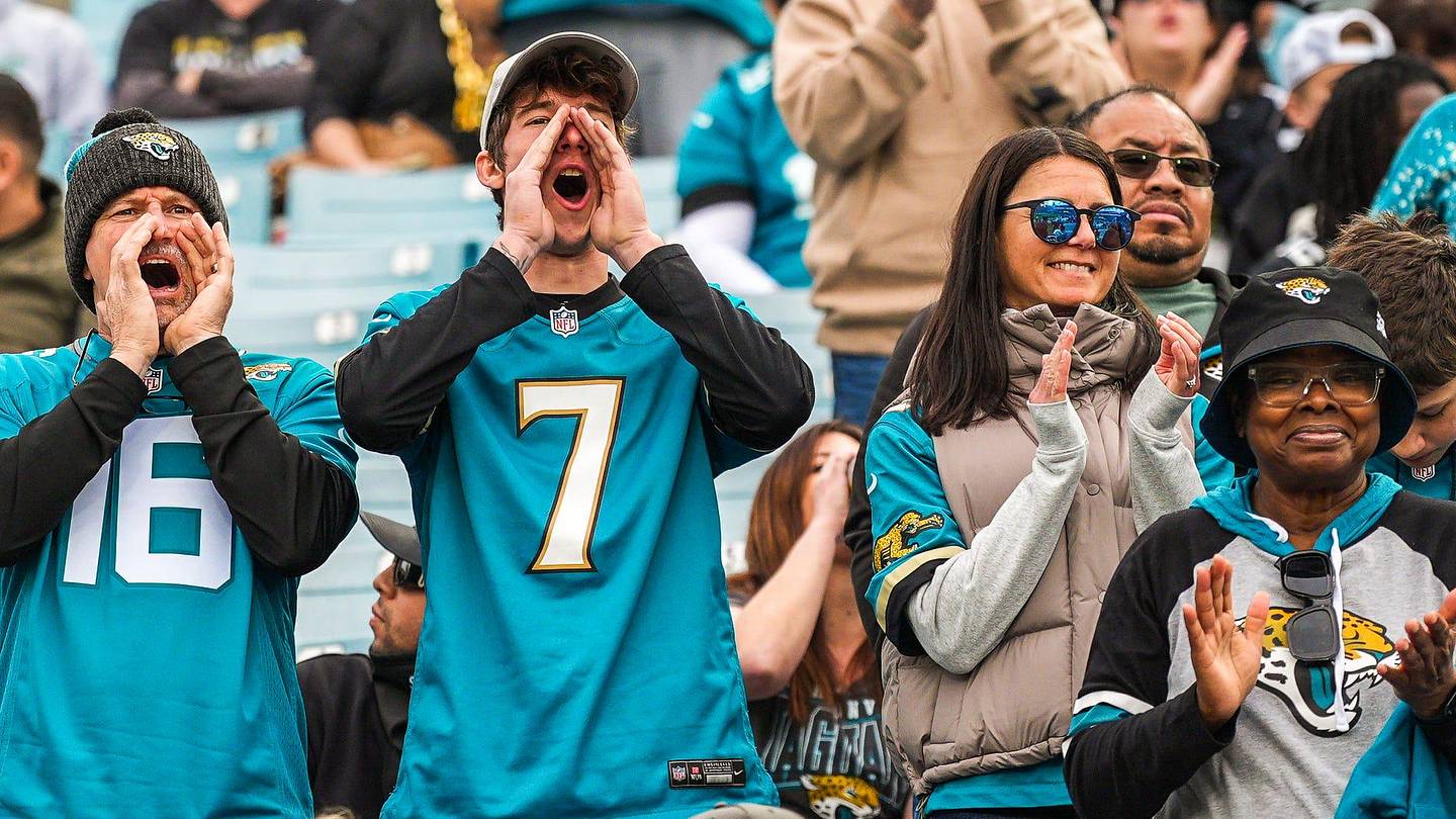 Jaguars Elevate Tim Jones for Playoff Clash vs. Bills