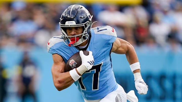 Tennessee Titans wide receiver Chimere Dike made the Florida Gators proud out of the gate in the NFL