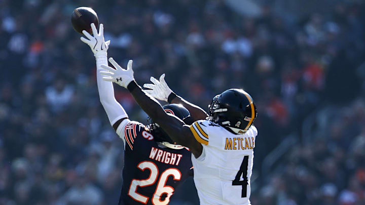 Pittsburgh Steelers wide receiver DK Metcalf, Chicago Bears cornerback Nahshon Wright Pittsburgh Steelers wide receiver DK Metcalf, Chicago Bears cornerback Nahshon Wright