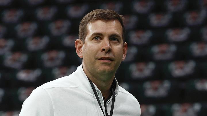 Feb 28, 2025; Boston, Massachusetts, USA; Boston Celtics president of basketball operations Brad Stevens throws a behind the back pass to one of his players before their game against the Cleveland Cavaliers at TD Garden. Mandatory Credit: Winslow Townson-Imagn Images Feb 28, 2025; Boston, Massachusetts, USA; Boston Celtics president of basketball operations Brad Stevens throws a behind the back pass to one of his players before their game against the Cleveland Cavaliers at TD Garden. Mandatory Credit: Winslow Townson-Imagn Images