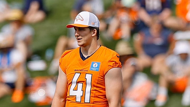 Denver Broncos linebacker Drew Sanders (41) during training camp at Broncos Park Powered by CommonSpirit.