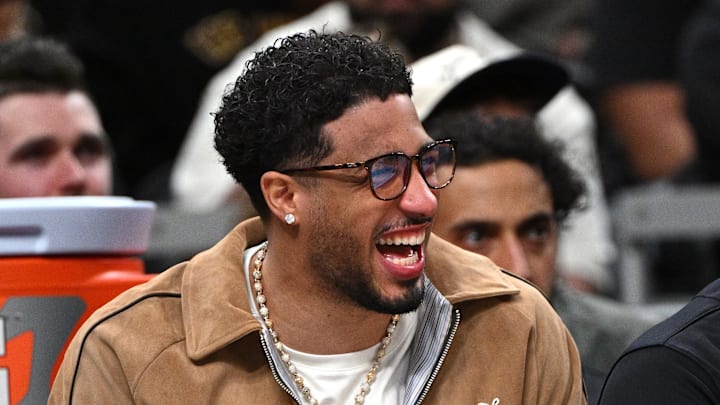 Mar 25, 2026; Indianapolis, Indiana, USA; Indiana Pacers Tyrese Haliburton laughs on the bench during the first quarter against the Los Angeles Lakers at Gainbridge Fieldhouse. Mandatory Credit: Marc Lebryk-Imagn Images