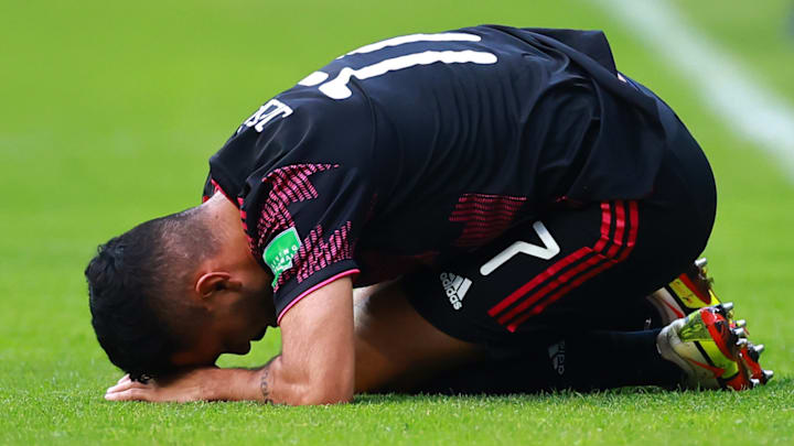 Jesús 'Tecatito' Corona se lamenta porque México no pudo abrir el cerrojo de Costa Rica.