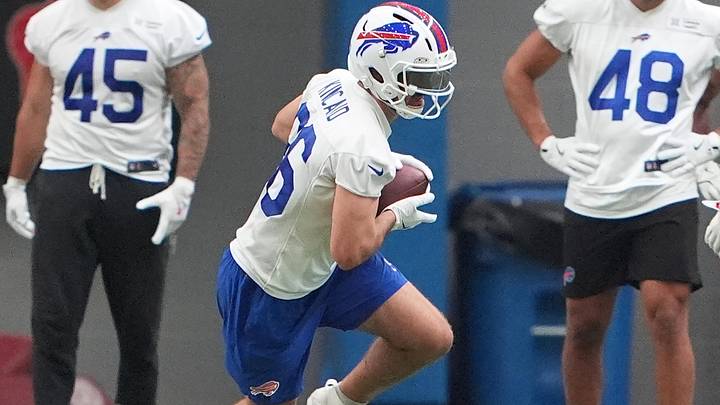 Buffalo Bills tight end Dalton Kincaid trains during Buffalo Bills Minicamp.