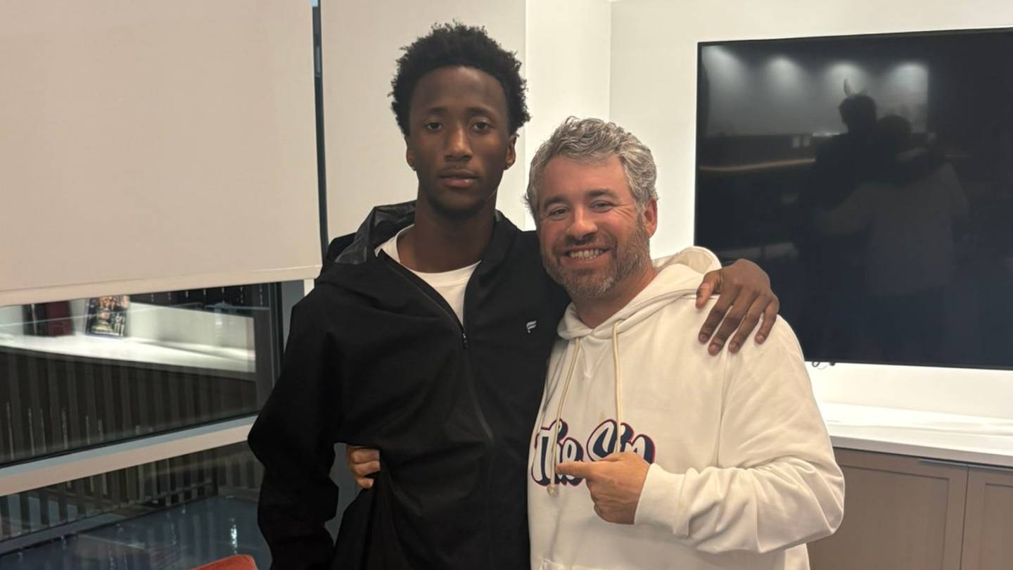Elite LSU Tigers, Oregon Ducks Target Raves About Ole Miss Football Amid Recent Visit