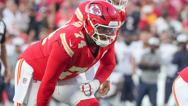 Kansas City Chiefs offensive tackle Jawaan Taylor (74) at the line of scrimmage against the Chicago Bears during the game at GEHA Field at Arrowhead Stadium.