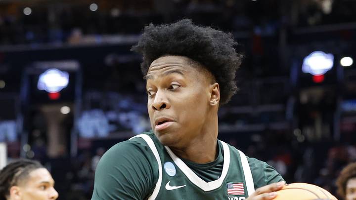 Michigan State's Cam Ward looks to score against UConn during the Sweet 16 of the NCAA Tournament at Capital One Arena on Friday, March 27, 2026. Michigan State's Cam Ward looks to score against UConn during the Sweet 16 of the NCAA Tournament at Capital One Arena on Friday, March 27, 2026.