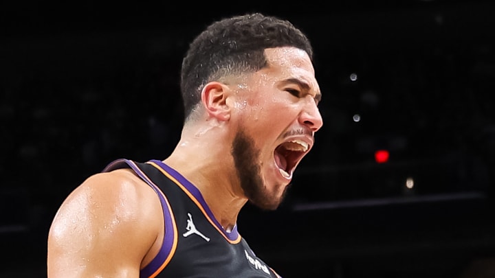 Los Angeles Lakers v Phoenix Suns