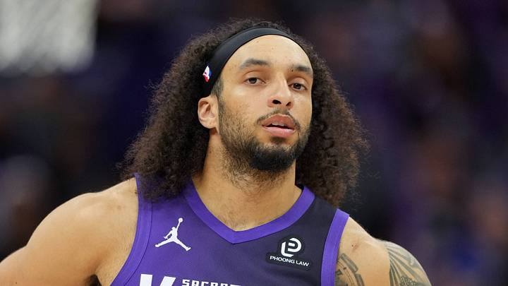 Former Sacramento Kings guard Devin Carter (22).