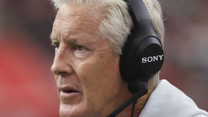 Dec 21, 2025; Houston, Texas, USA; Las Vegas Raiders head coach Pete Carroll reacts after a play during the game against the Houston Texans at NRG Stadium. Mandatory Credit: Troy Taormina-Imagn Images