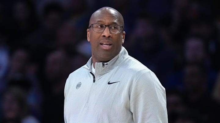 Mar 8, 2026; Los Angeles, California, USA; New York Knicks head coach Mike Brown reacts against the Los Angeles Lakers in the second half at Crypto.com Arena. Mandatory Credit: Kirby Lee-Imagn Images