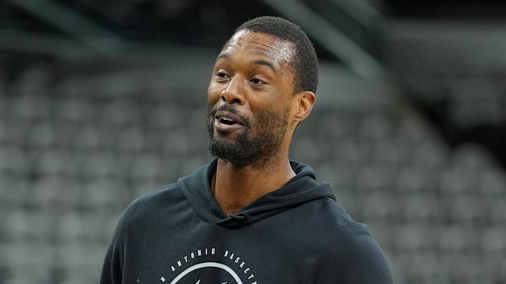 Mar 21, 2026; San Antonio, Texas, USA;  San Antonio Spurs forward Harrison Barnes (40) warms up before the game against the Indiana Pacers at Frost Bank Center. Mandatory Credit: Daniel Dunn-Imagn Images
