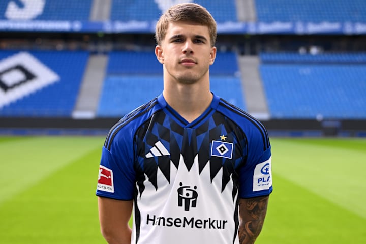 ผู้ชื่นชอบผู้จัดการทีมฟุตบอลจะต้องการลูกา วุชโควิชในทีมของพวกเขา ผู้ชื่นชอบผู้จัดการทีมฟุตบอลจะต้องการลูกา วุชโควิชในทีมของพวกเขา