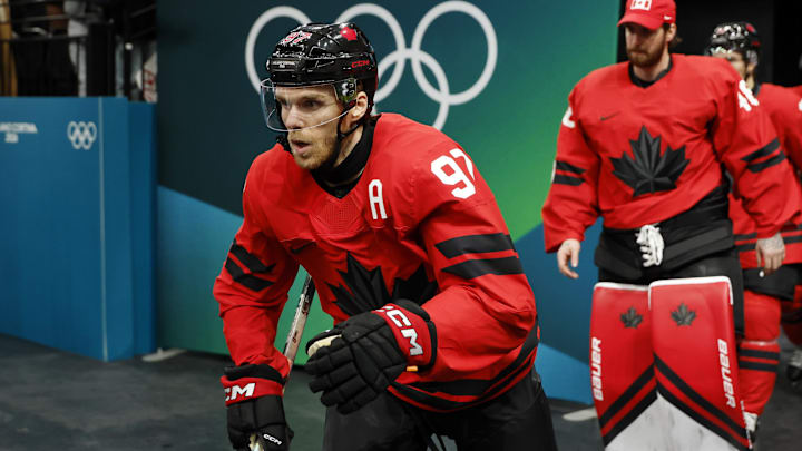 Feb 18, 2026; Milan, Italy; Connor McDavid of Canada walks out to the ice before a men's ice hockey quarterfinal during the Milano Cortina 2026 Olympic Winter Games at Milano Santagiulia Ice Hockey Arena. Mandatory Credit: Geoff Burke-Imagn Images Feb 18, 2026; Milan, Italy; Connor McDavid of Canada walks out to the ice before a men's ice hockey quarterfinal during the Milano Cortina 2026 Olympic Winter Games at Milano Santagiulia Ice Hockey Arena. Mandatory Credit: Geoff Burke-Imagn Images