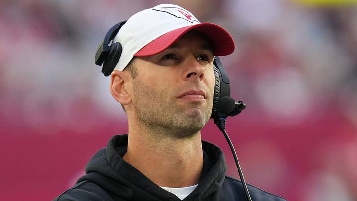 Former Arizona Cardinals head coach Jonathan Gannon watches from the sidelines