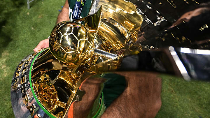 Troféu segue em disputa