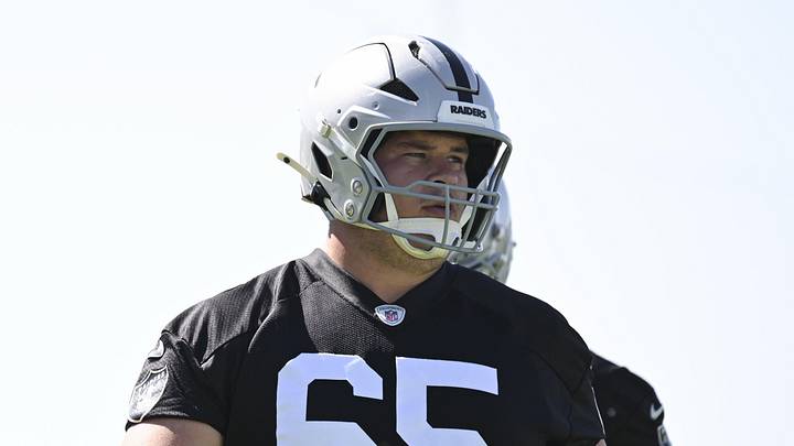 Las Vegas Raiders center Tyler Linderbaum