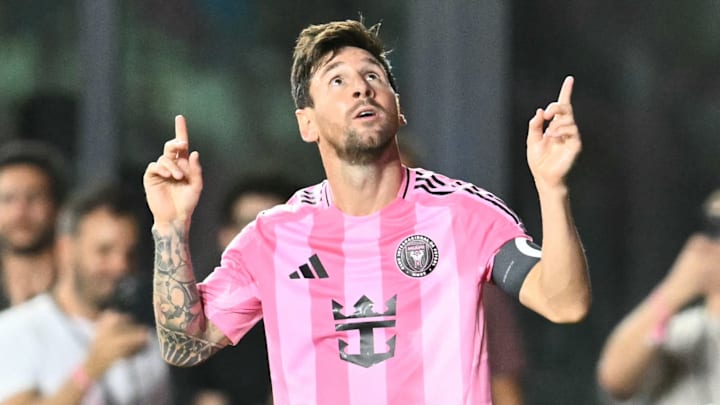 Lionel Messi took the lead in the MLS Golden Boot race in Miami's 3–1 win over the LA Galaxy. 