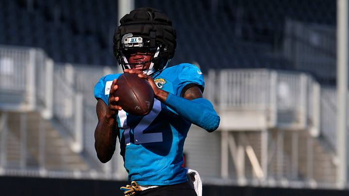 Jacksonville Jaguars wide receiver/cornerback Travis Hunter (12) catches a pass during Day 11 of NFL training camp at the Miller Electric Center on Tuesday, Aug. 11, 2026, in Jacksonville, Fla. Jacksonville Jaguars wide receiver/cornerback Travis Hunter (12) catches a pass during Day 11 of NFL training camp at the Miller Electric Center on Tuesday, Aug. 11, 2026, in Jacksonville, Fla.