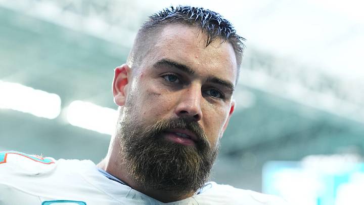 Miami Dolphins defensive tackle Zach Sieler
