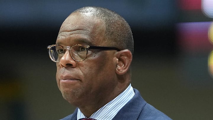 Jan 17, 2026; Berkeley, California, USA; North Carolina Tar Heels head coach Hubert Davis during the second half against the California Golden Bears at Haas Pavilion. Mandatory Credit: Darren Yamashita-Imagn Images