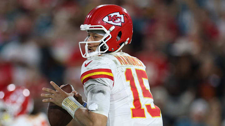 Oct 6, 2025; Jacksonville, Florida, USA; Kansas City Chiefs quarterback Patrick Mahomes (15) drops to throw during the second half against the Jacksonville Jaguars at EverBank Stadium. Mandatory Credit: Nathan Ray Seebeck-Imagn Images Oct 6, 2025; Jacksonville, Florida, USA; Kansas City Chiefs quarterback Patrick Mahomes (15) drops to throw during the second half against the Jacksonville Jaguars at EverBank Stadium. Mandatory Credit: Nathan Ray Seebeck-Imagn Images