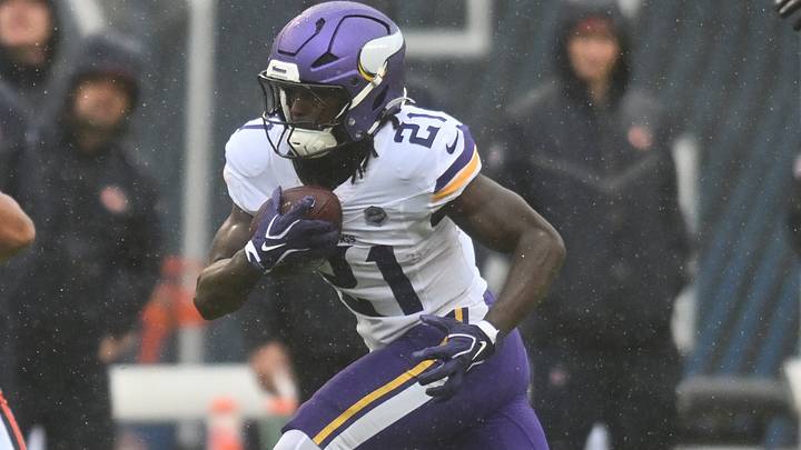 Sports Illustrated's Jason Harmon breaks down what the new arrival in the Vikings' backfield could mean for rookie RB Demond Claiborne moving forward. Sports Illustrated's Jason Harmon breaks down what the new arrival in the Vikings' backfield could mean for rookie RB Demond Claiborne moving forward.
