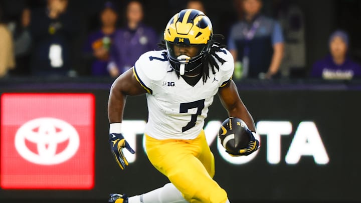 Michigan vs. Illinois football picks, odds