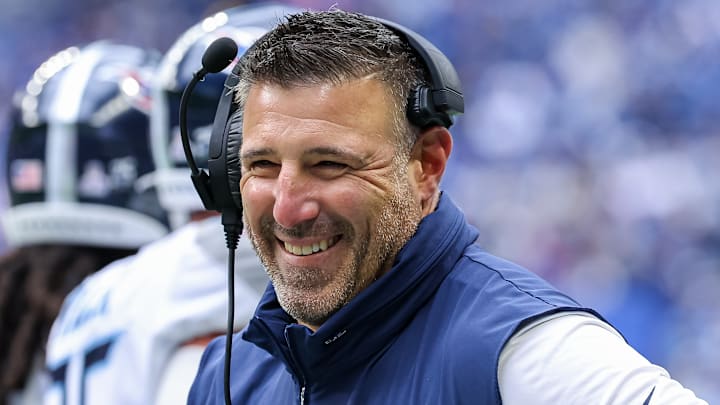 Tennessee Titans v Indianapolis Colts