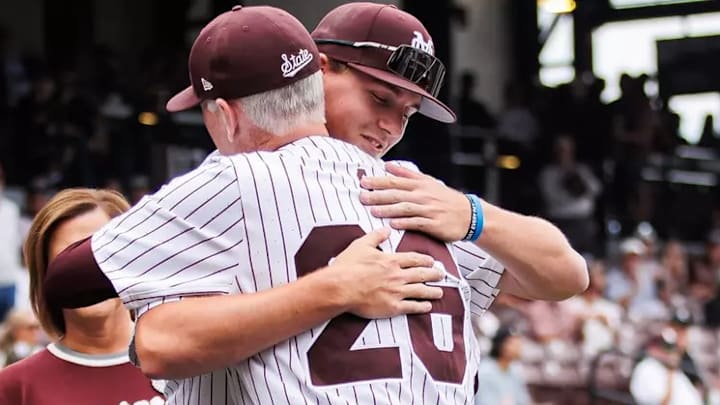 Mississippi State Pitcher Ben Davis (#35) during the game between the Auburn Tigers and the Mississippi State Bulldogs at Dudy Noble Field at Polk-Dement Stadium in Starkville, MS. 