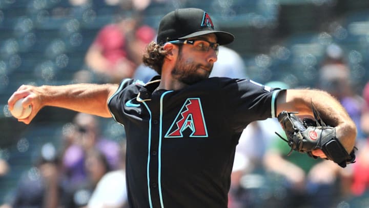 Jun 25, 2025; Chicago, Illinois, USA; Arizona Diamondbacks pitcher Zac Gallen pitches during the first inning against the Chicago White Sox at Rate Field. Mandatory Credit: Patrick Gorski-Imagn Images