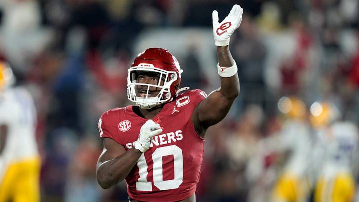 Oklahoma Sooners linebacker Kip Lewis.