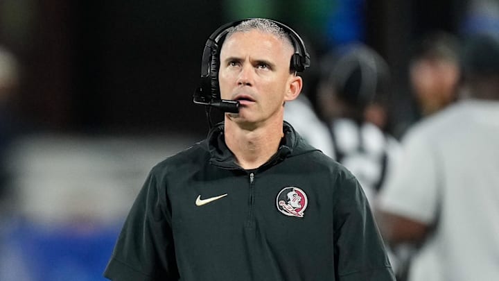 Dec 2, 2023; Charlotte, NC, USA; Florida State Seminoles head coach Mike Norvell walks the sidelines during the third quarter against the Louisville Cardinals at Bank of America Stadium. Mandatory Credit: Jim Dedmon-Imagn Images Dec 2, 2023; Charlotte, NC, USA; Florida State Seminoles head coach Mike Norvell walks the sidelines during the third quarter against the Louisville Cardinals at Bank of America Stadium. Mandatory Credit: Jim Dedmon-Imagn Images