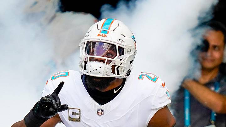 Miami Dolphins linebacker Jordyn Brooks Miami Dolphins linebacker Jordyn Brooks