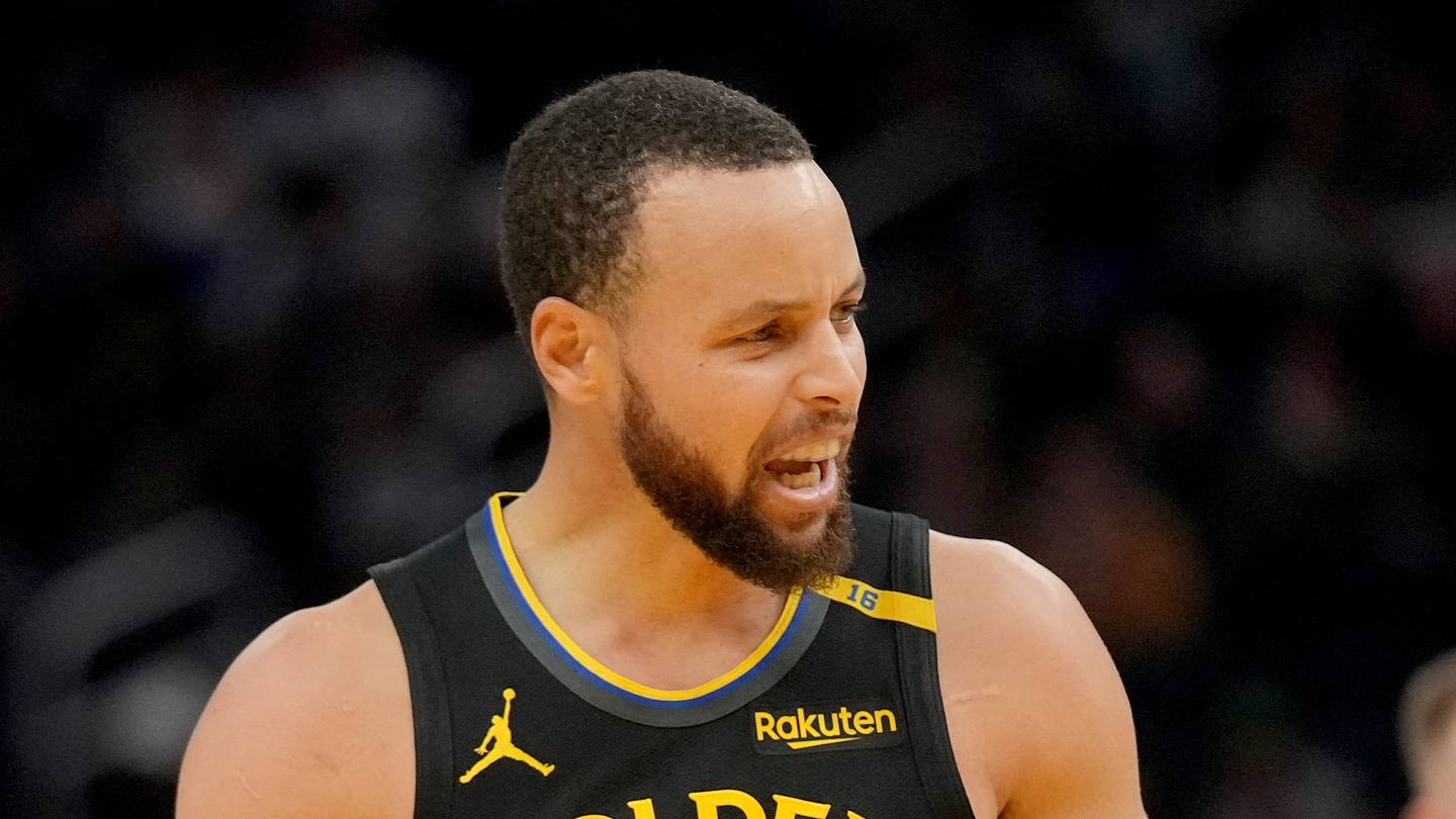 Celtics would be destined for a repeated disaster if they traded for Steph Curry