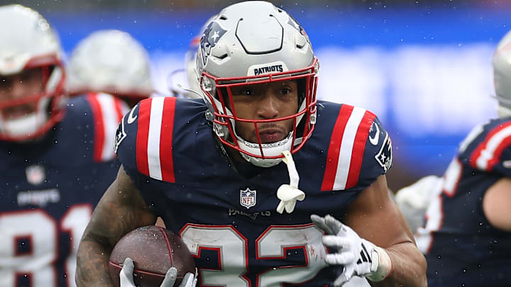 Buffalo Bills v New England Patriots - NFL 2025 Buffalo Bills v New England Patriots - NFL 2025