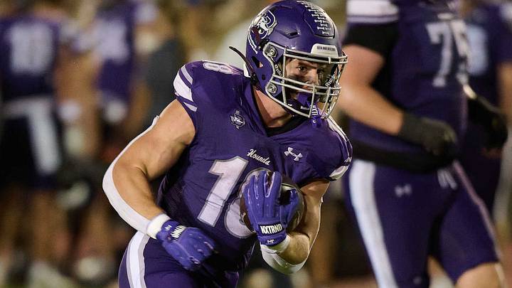 Boerne had its offense in high gear in a 30-21 win over Davenport. Boerne had its offense in high gear in a 30-21 win over Davenport.