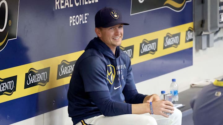 Walker McKinven, Milwaukee Brewers  Associate Pitching, Catching and Strategy Coach talks with personnel before the Milwaukee Brewers play the St. Louis Cardinals in Milwaukee on Thursday, Sept. 23, 2021. -  Photo by Mike De Sisti / Milwaukee Journal Sentinel via USA TODAY NETWORK ORG  XMIT: DBY1

Mjs Brewers Cardinals Brewers24 02632