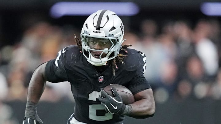 Nov 2, 2025; Paradise, Nevada, USA; Las Vegas Raiders running back Ashton Jeanty (2) runs the ball during the second half against the Jacksonville Jaguars at Allegiant Stadium. Mandatory Credit: Kirby Lee-Imagn Images