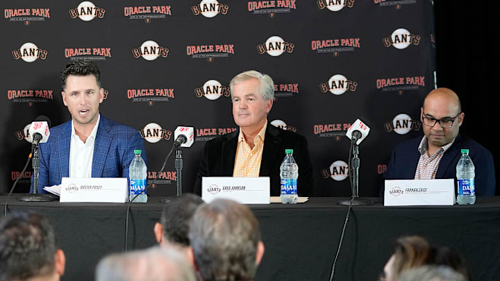 Buster Posey Announces Retirement