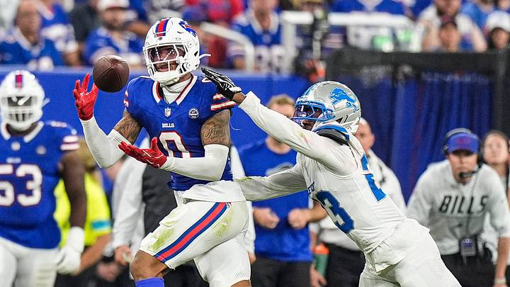 Buffalo Bills wide receiver Keon Coleman (0) makes a catch against Detroit Lions cornerback Rock Ya-Sin (23) during the second half at Highmark Stadium in Orchard Park, NY, on Thursday, Sept. 17, 2026.