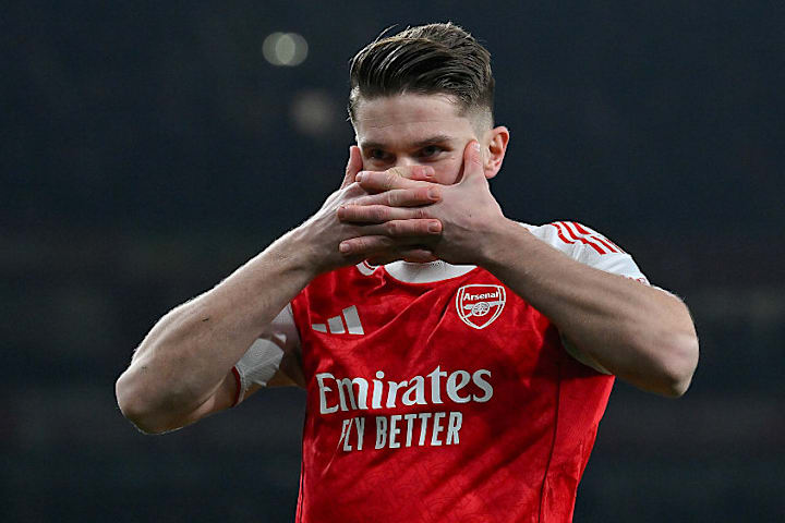 维克托·久克雷斯。