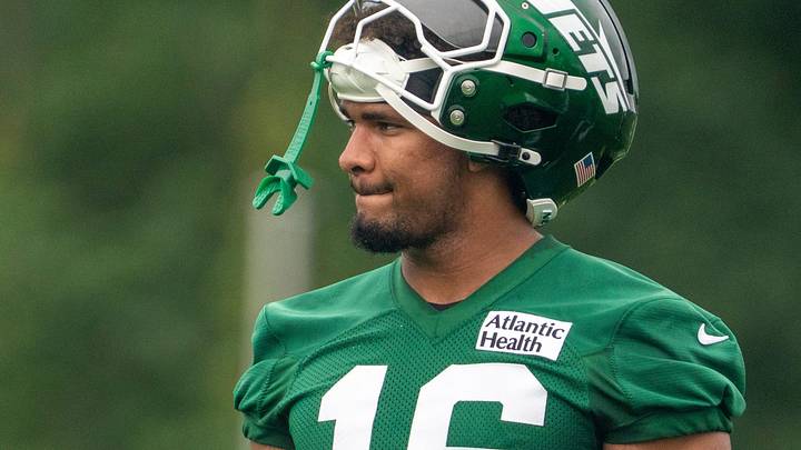 The Jets must exercise caution with Kenyon Sadiq if they want to give their rookie TE his best shot at success this season. The Jets must exercise caution with Kenyon Sadiq if they want to give their rookie TE his best shot at success this season.