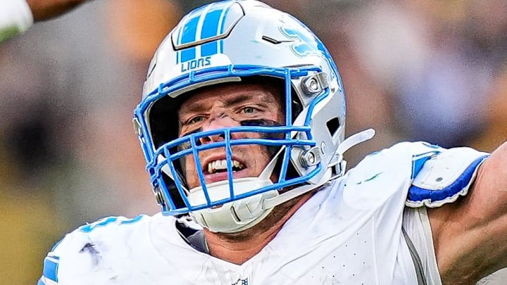 Detroit Lions linebacker Jack Campbell (46).
