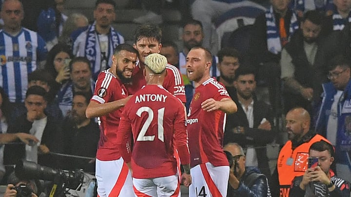 Harry Maguire celebrates his late equalizer for Manchester United